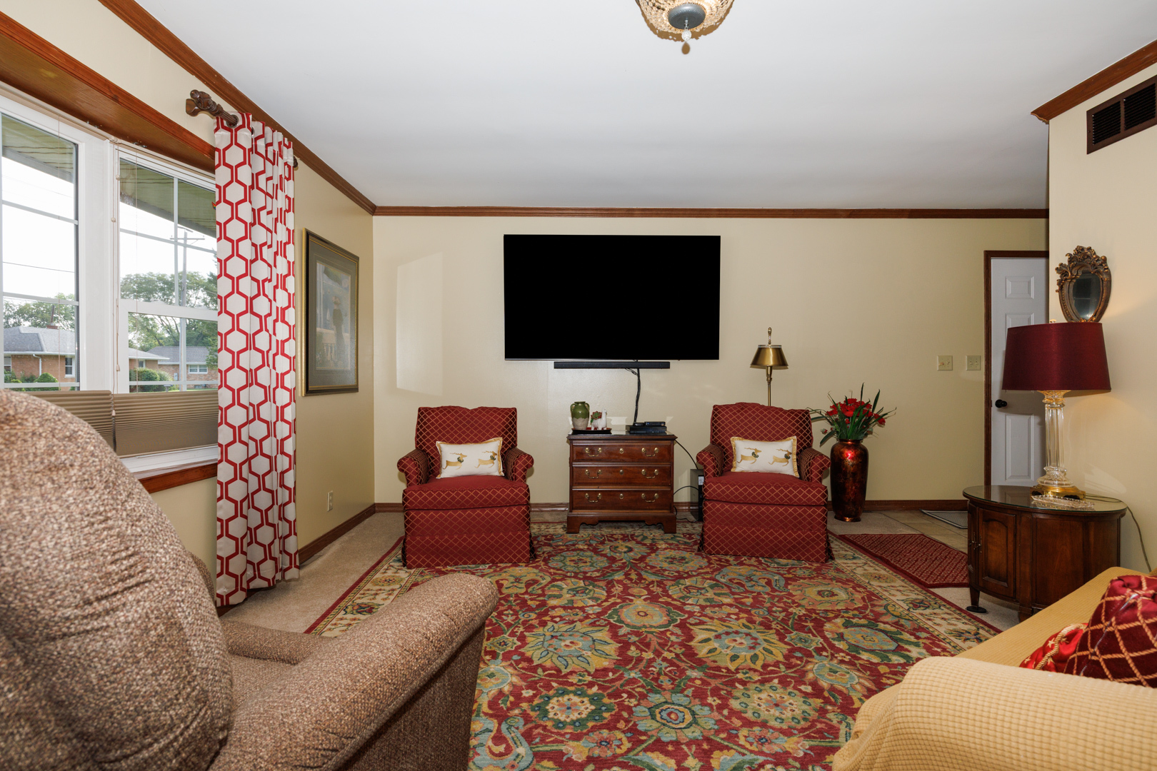 408 W Randolph Street, Heyworth, IL 61745