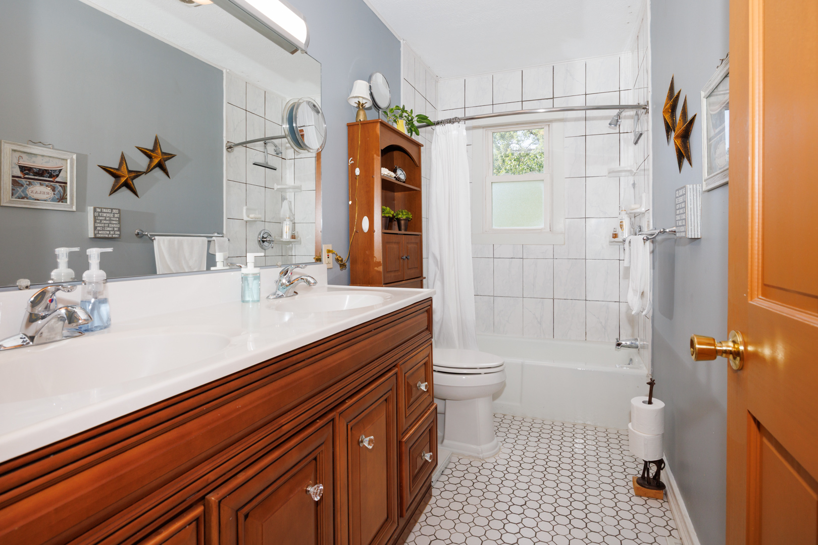 408 W Randolph Street, Heyworth, IL 61745