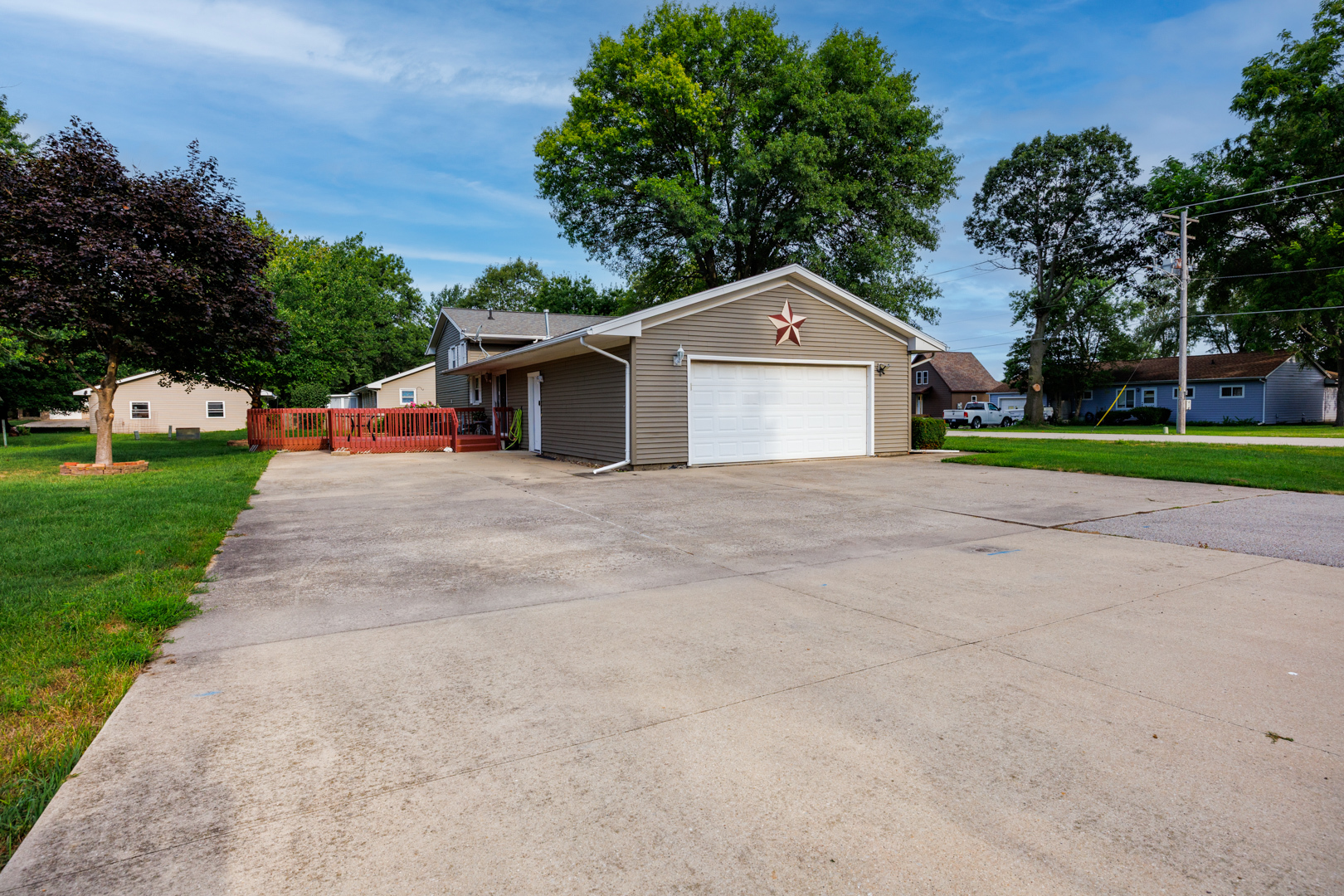 408 W Randolph Street, Heyworth, IL 61745