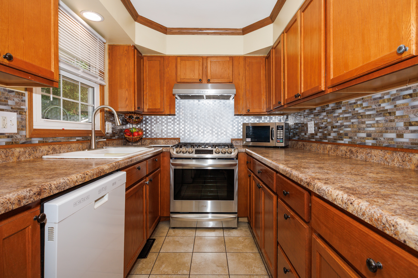 408 W Randolph Street, Heyworth, IL 61745