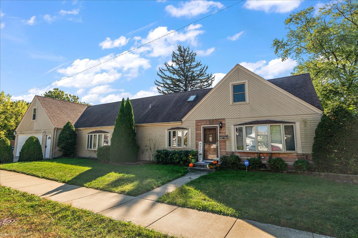 11201 S Normandy Avenue, Worth, IL 60482