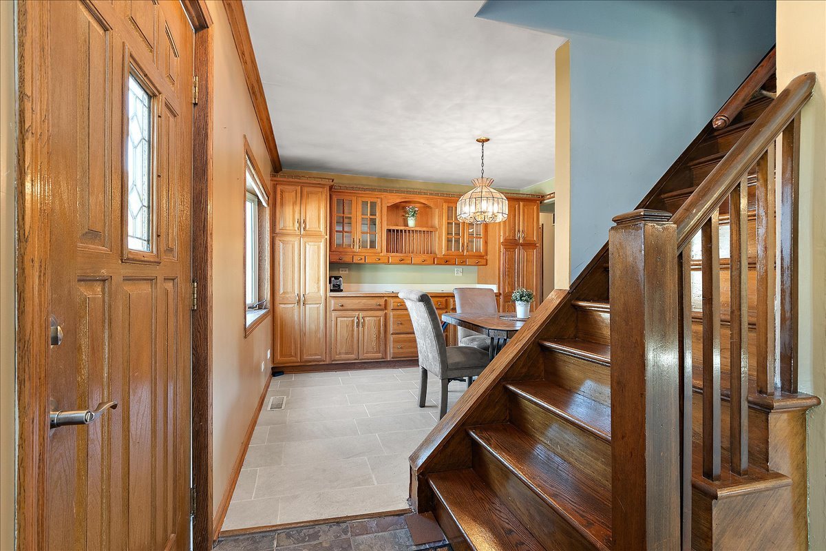 11201 S Normandy Avenue, Worth, IL 60482
