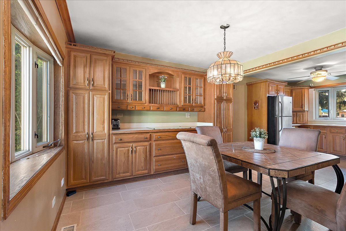 11201 S Normandy Avenue, Worth, IL 60482