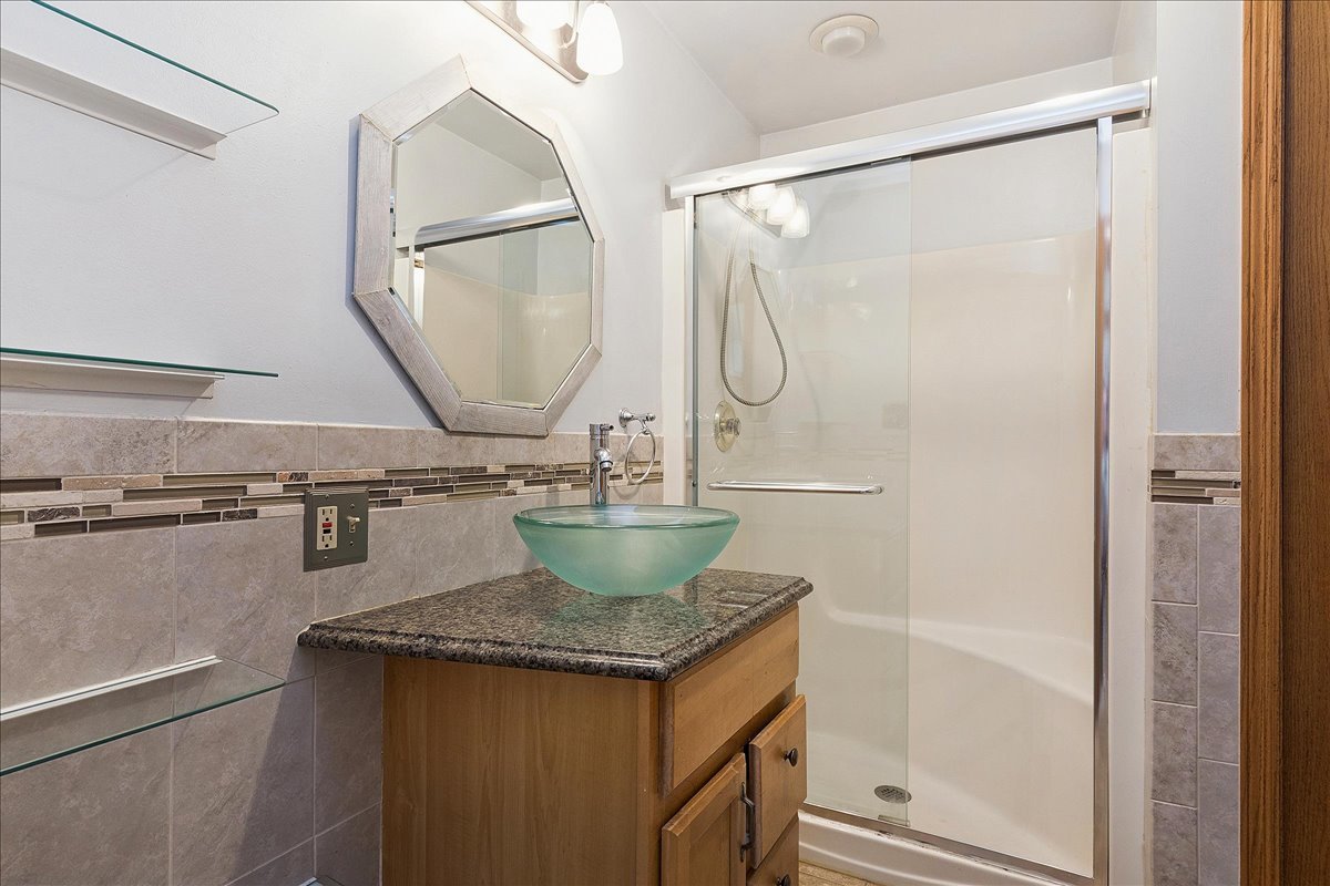 11201 S Normandy Avenue, Worth, IL 60482