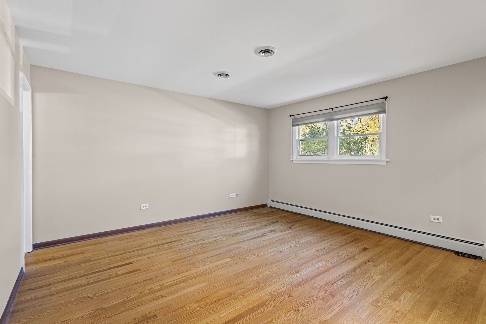 963 Garden Lane, Wheeling, IL 60090