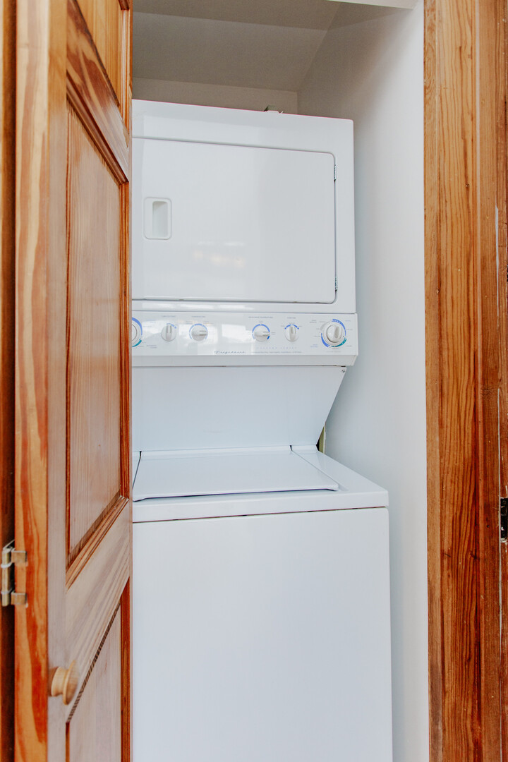 4217 N Moody Avenue #2, Chicago, IL 60634