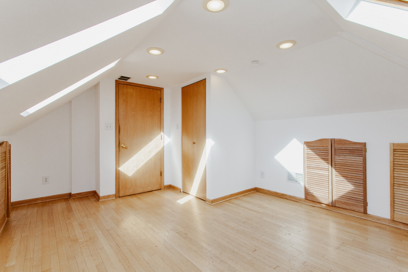 4217 N Moody Avenue #2, Chicago, IL 60634