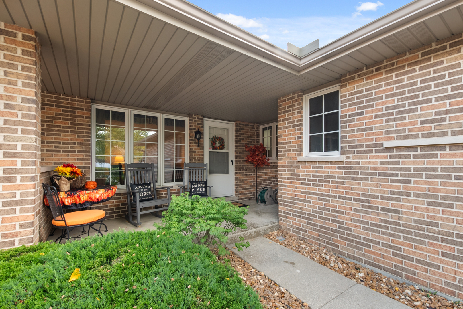 5002 W Circle Place, Crestwood, IL 60418