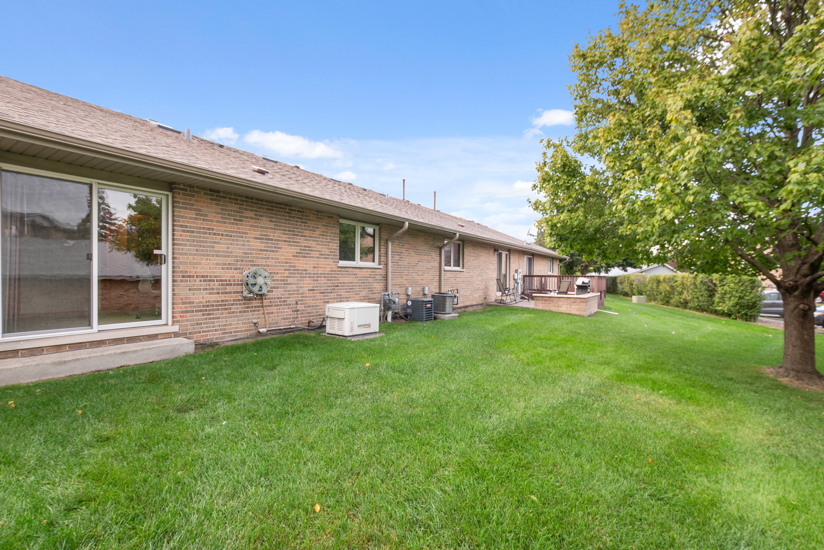 5002 W Circle Place, Crestwood, IL 60418