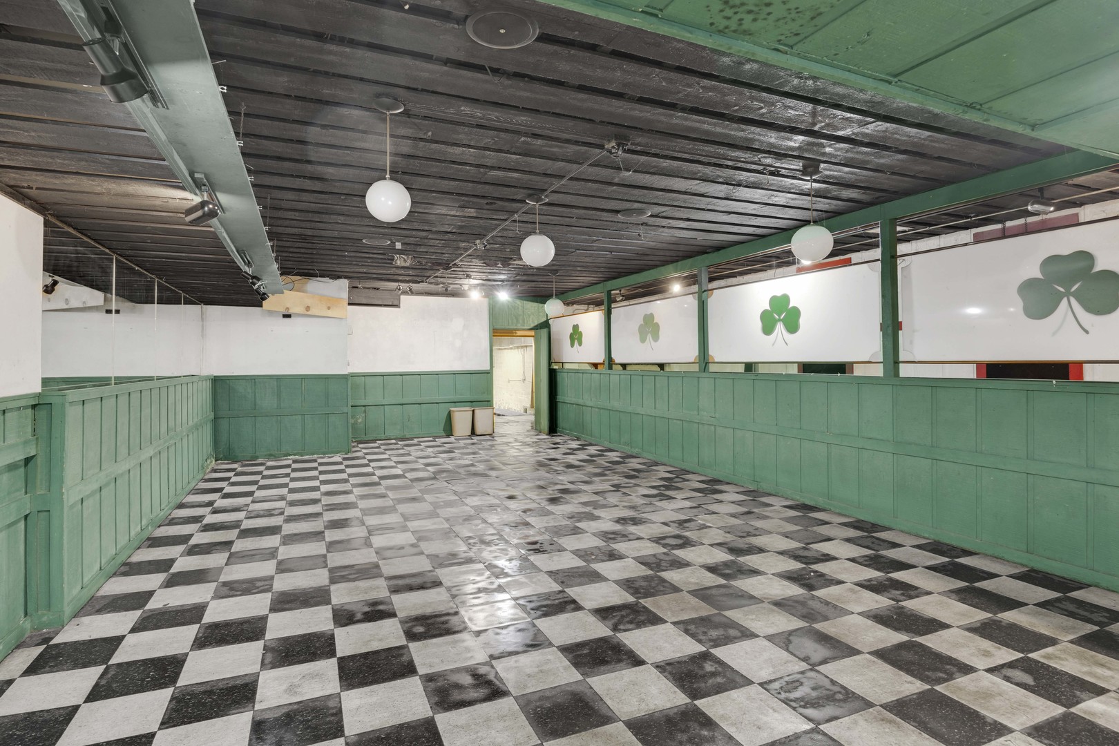 11610 S Western Avenue, Chicago, IL 60643