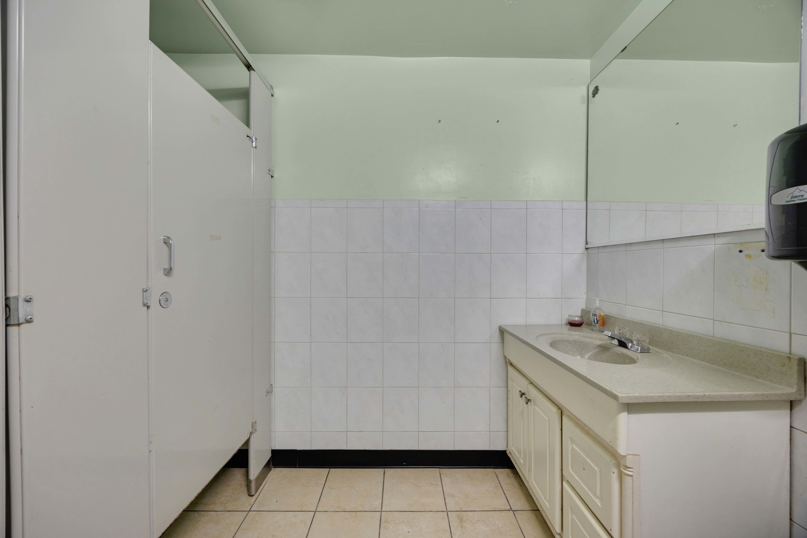 11610 S Western Avenue, Chicago, IL 60643