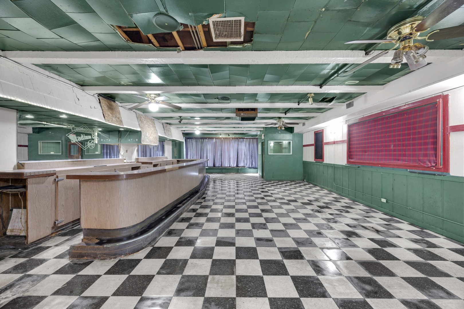 11610 S Western Avenue, Chicago, IL 60643