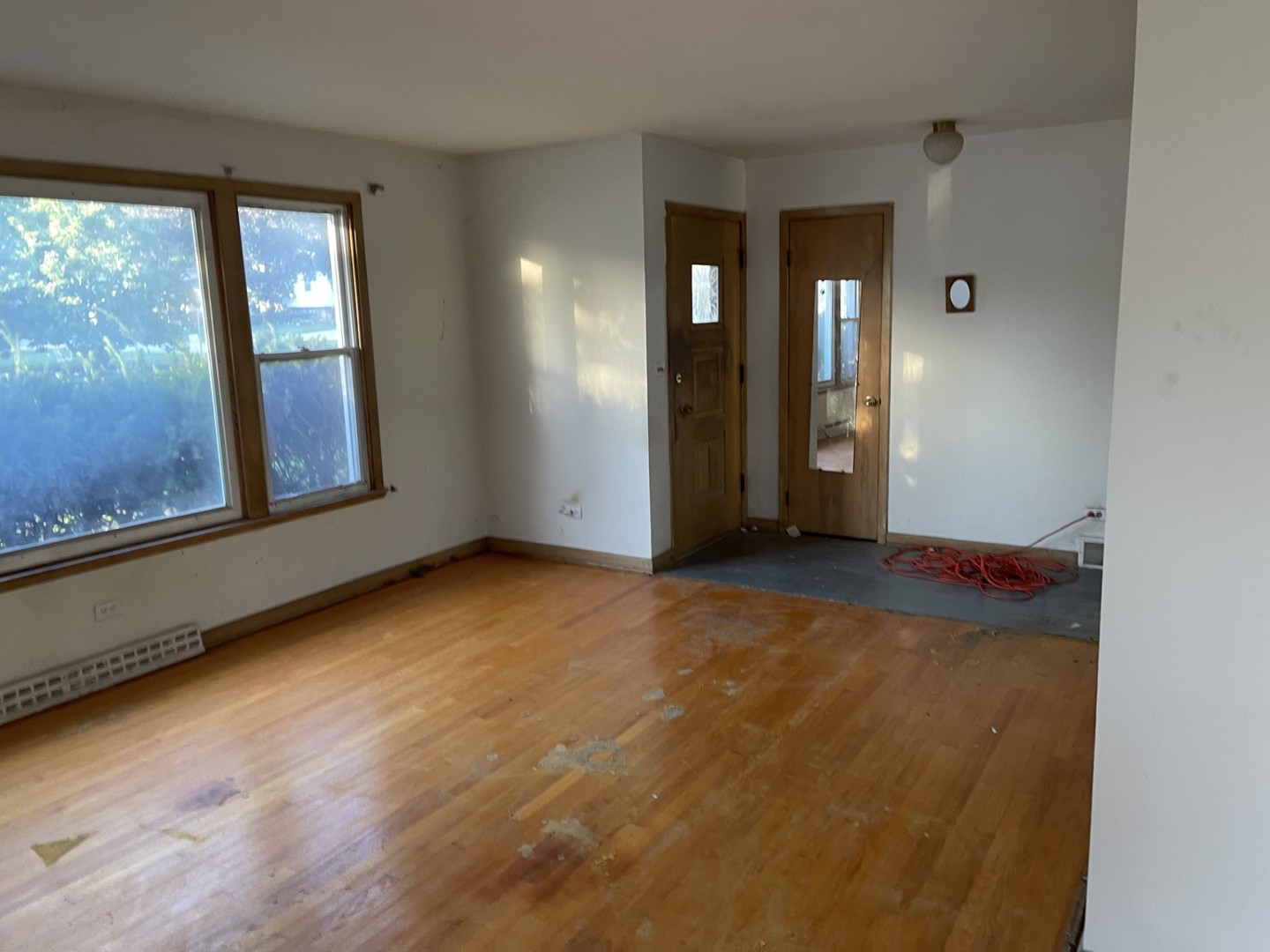 441 E adams Street, Elmhurst, IL 60126
