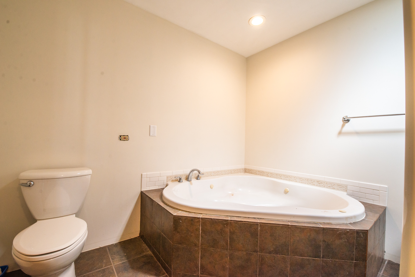 9506 296th Avenue, Salem, WI 53168