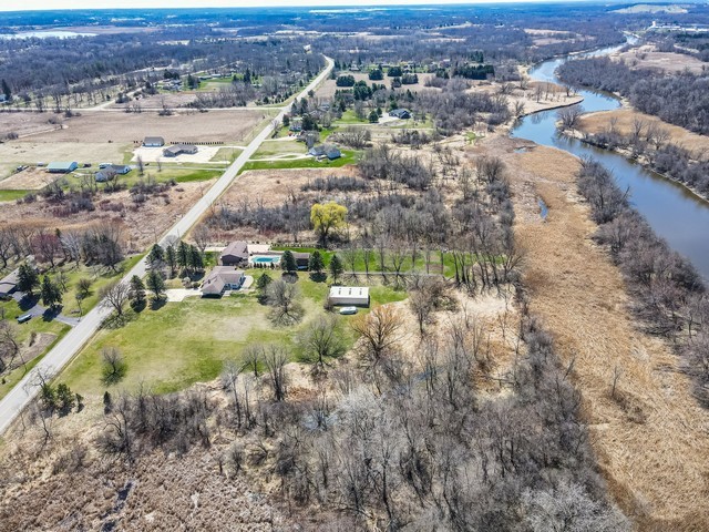 9506 296th Avenue, Salem, WI 53168