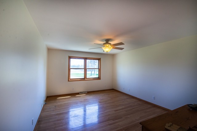 9506 296th Avenue, Salem, WI 53168
