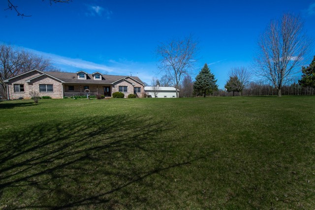 9506 296th Avenue, Salem, WI 53168