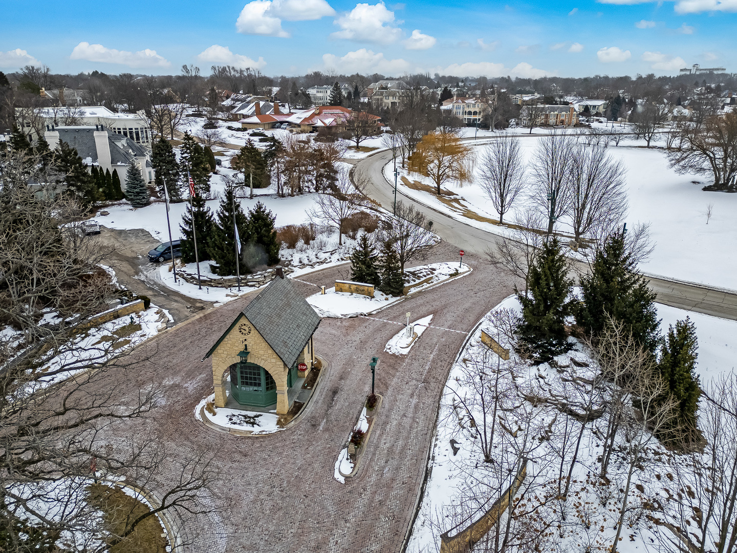 1751 Midwest Club Parkway, Oak Brook, IL 60523