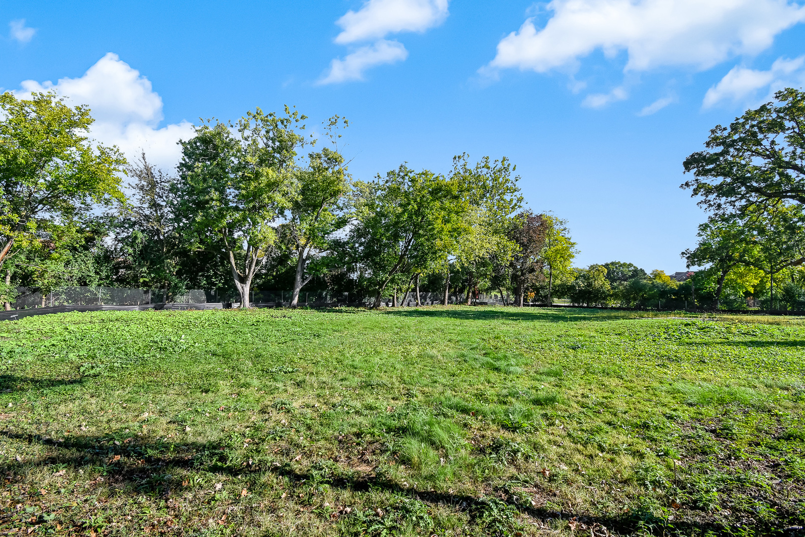 1751 Midwest Club Parkway, Oak Brook, IL 60523