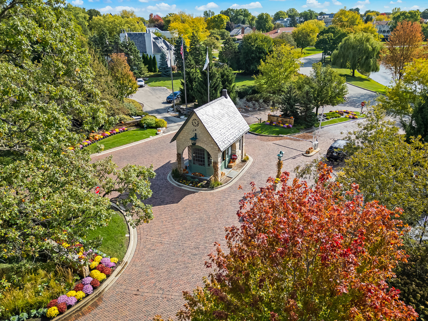 1753 Midwest Club Parkway, Oak Brook, IL 60523