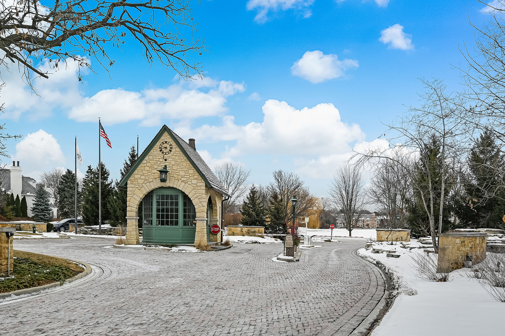 1753 Midwest Club Parkway, Oak Brook, IL 60523