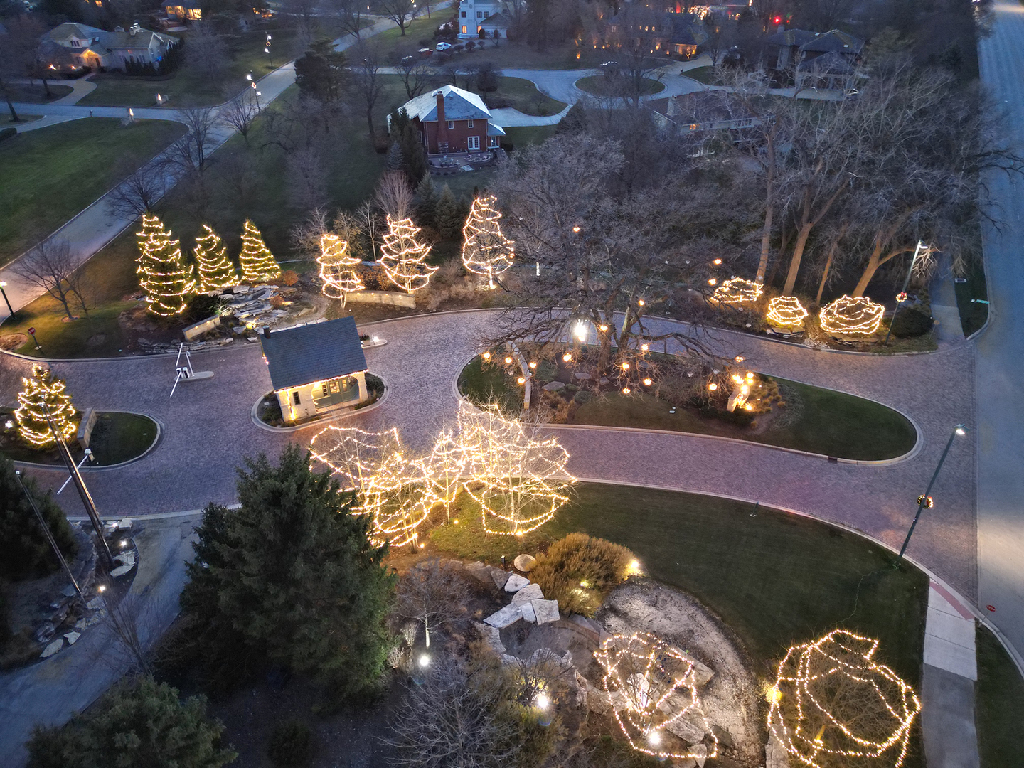 1753 Midwest Club Parkway, Oak Brook, IL 60523