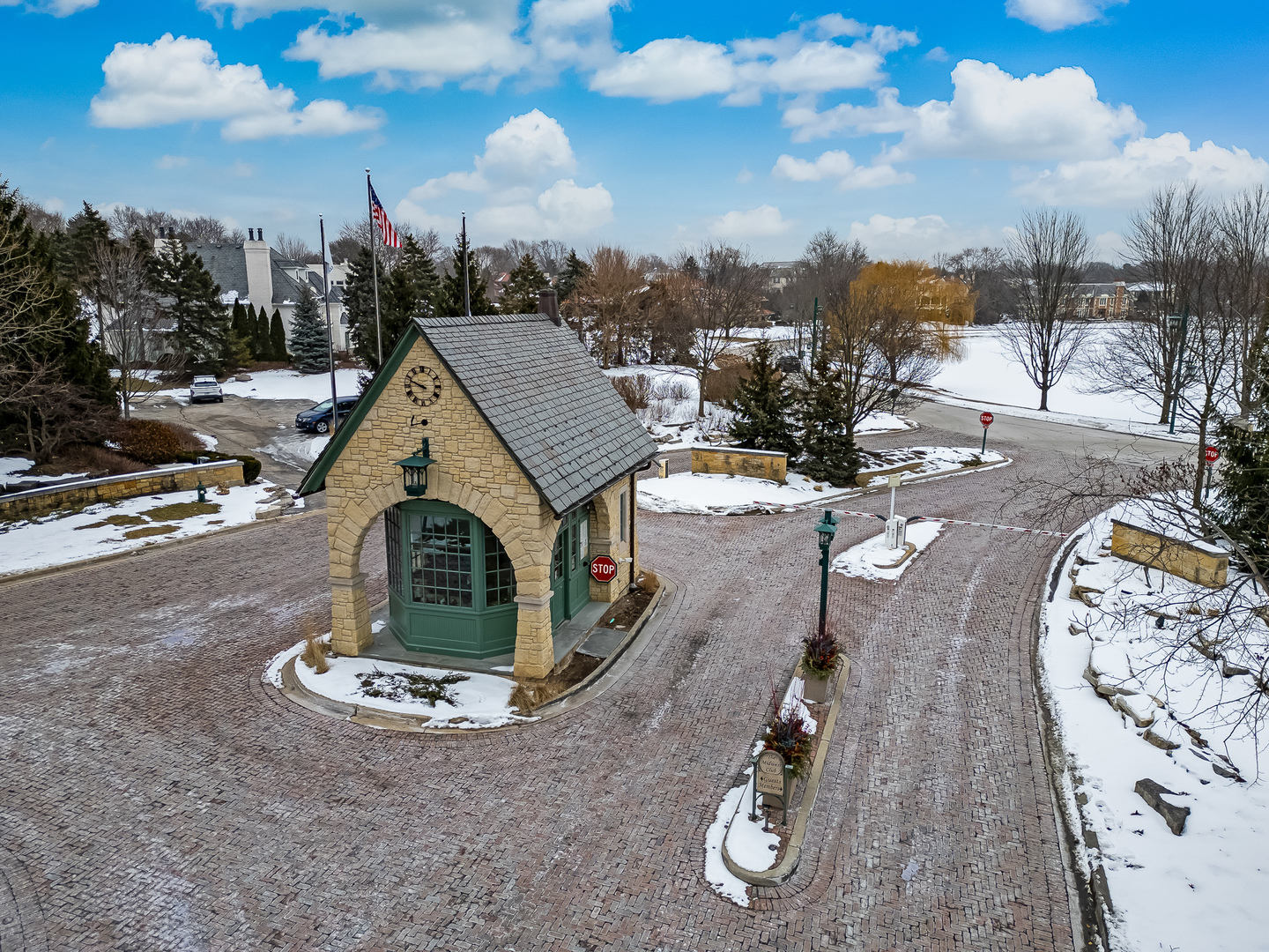 1753 Midwest Club Parkway, Oak Brook, IL 60523