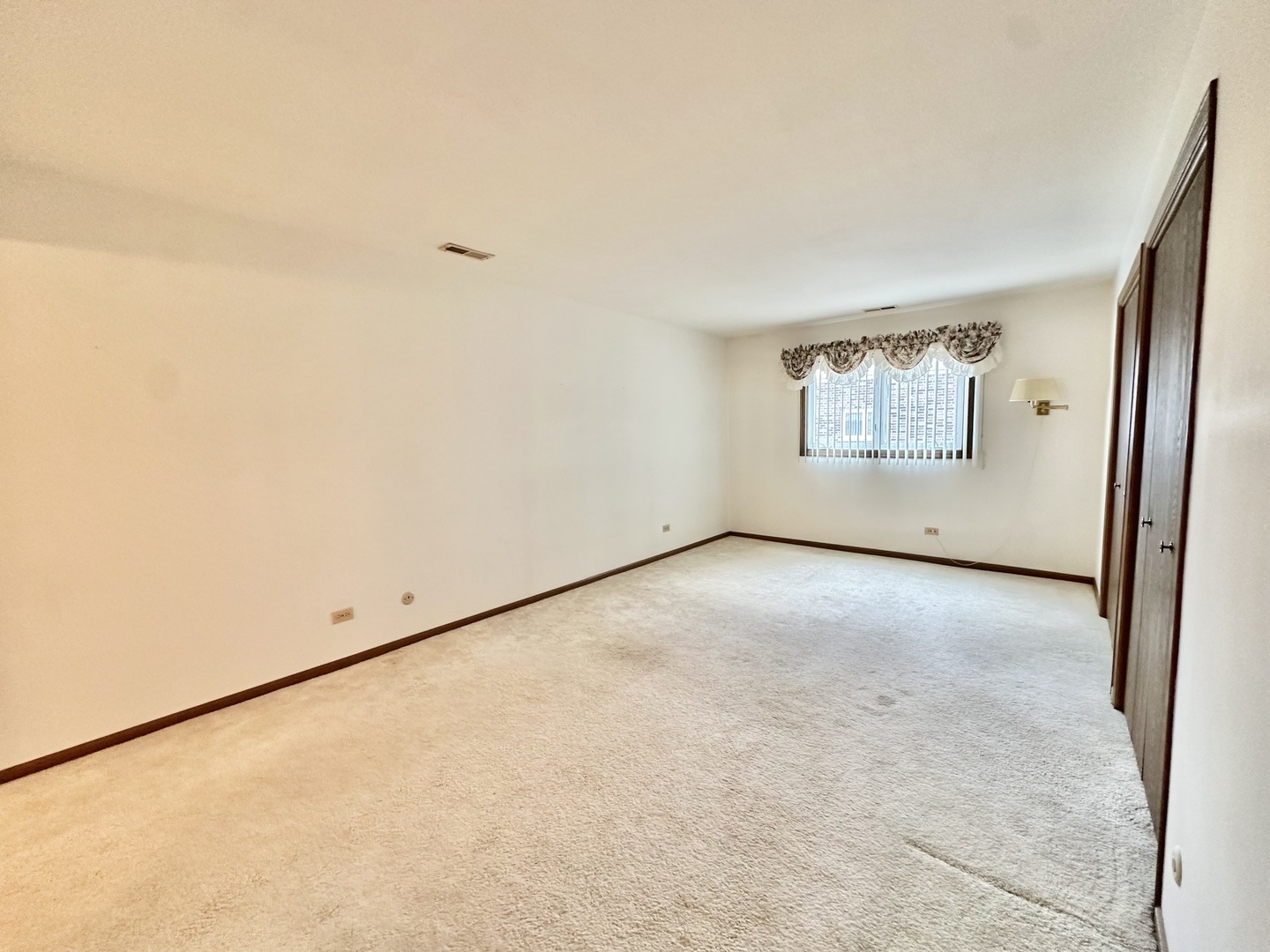 9134 S Pulaski Road #2E, Oak Lawn, IL 60453