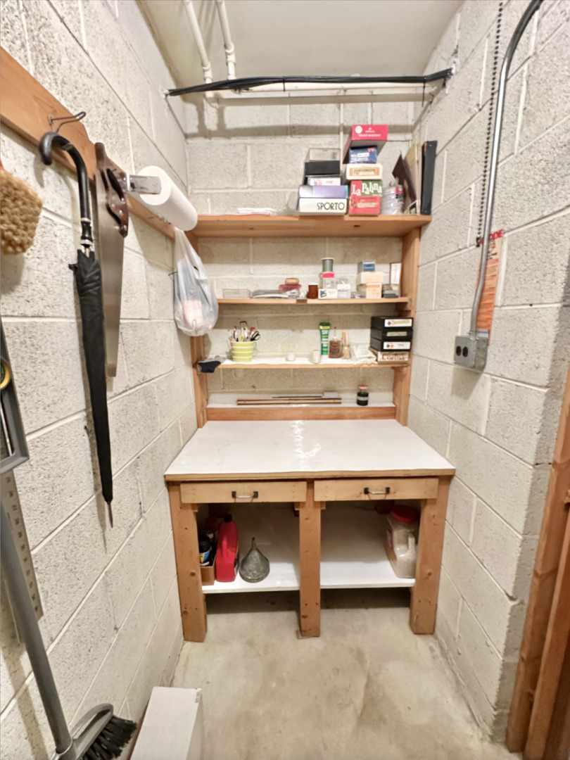 9134 S Pulaski Road #2E, Oak Lawn, IL 60453