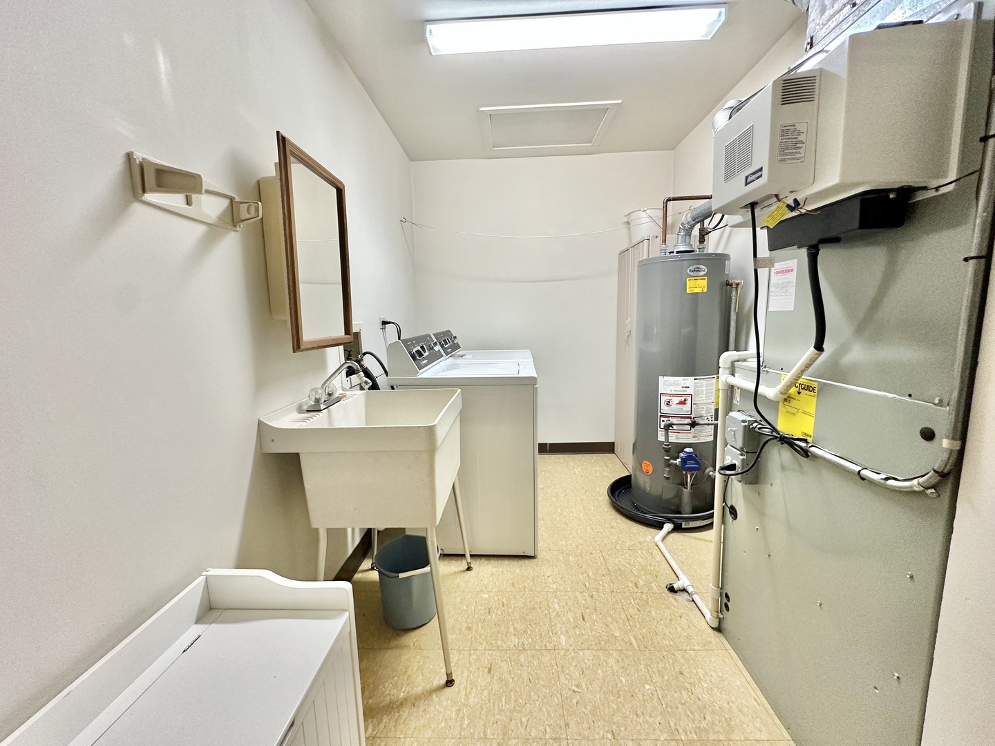 9134 S Pulaski Road #2E, Oak Lawn, IL 60453