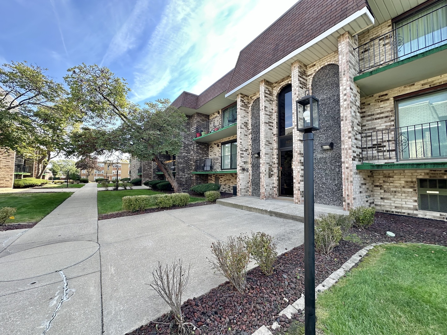 9134 S Pulaski Road #2E, Oak Lawn, IL 60453