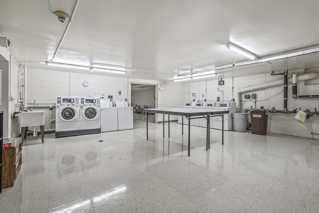 3913 Saratoga Avenue #G-306, Downers Grove, IL 60515