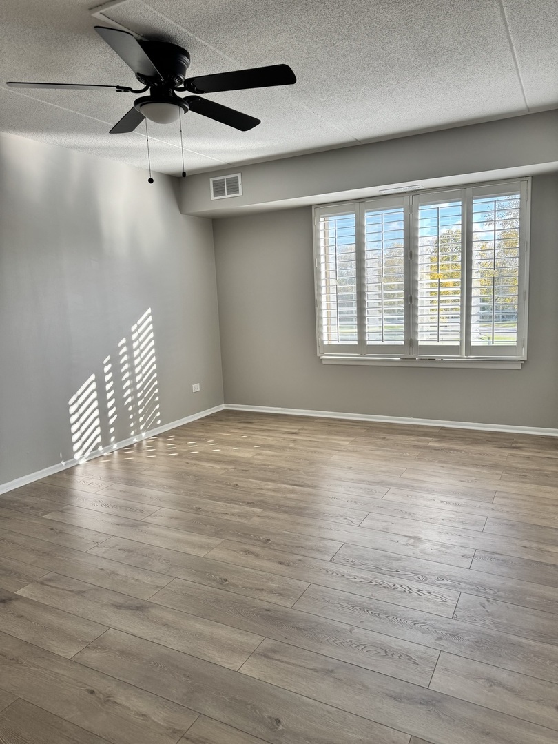 500 Park Avenue #433, Calumet City, IL 60409