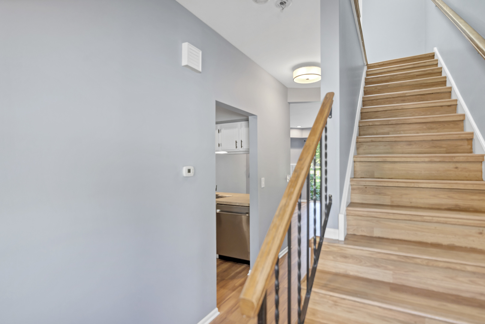 1300 Cranbrook Drive #1300, Schaumburg, IL 60193