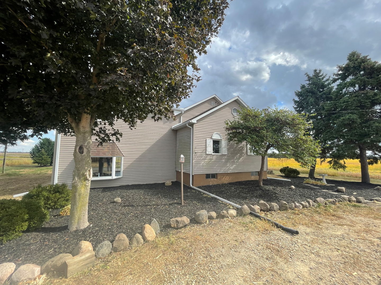 14370 1600 East Street, Princeton, IL 61356