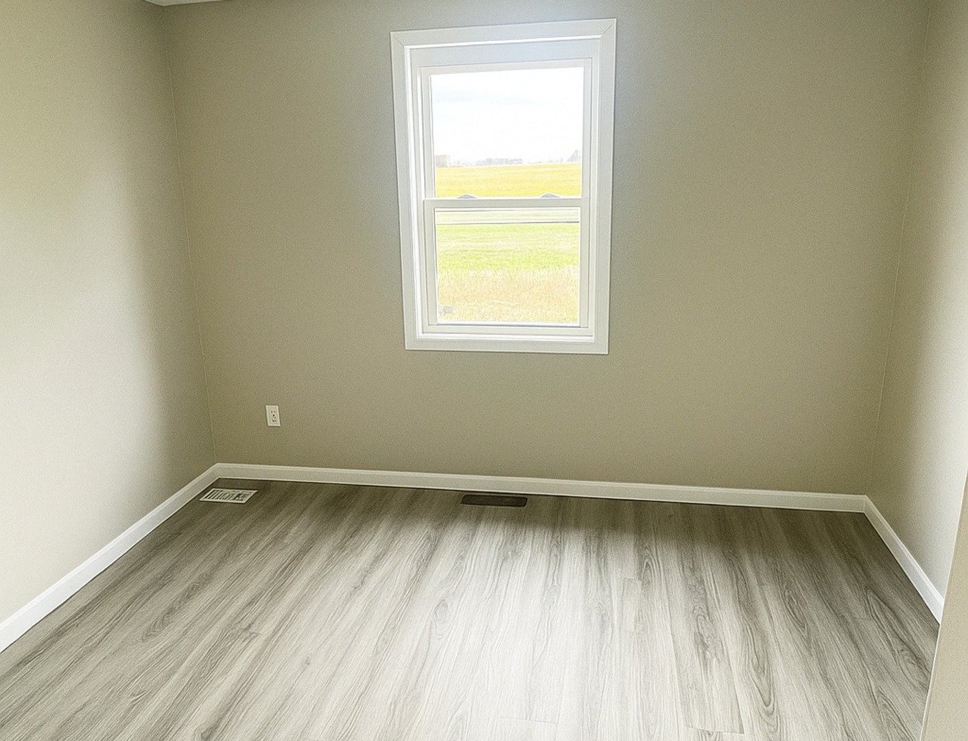 14370 1600 East Street, Princeton, IL 61356