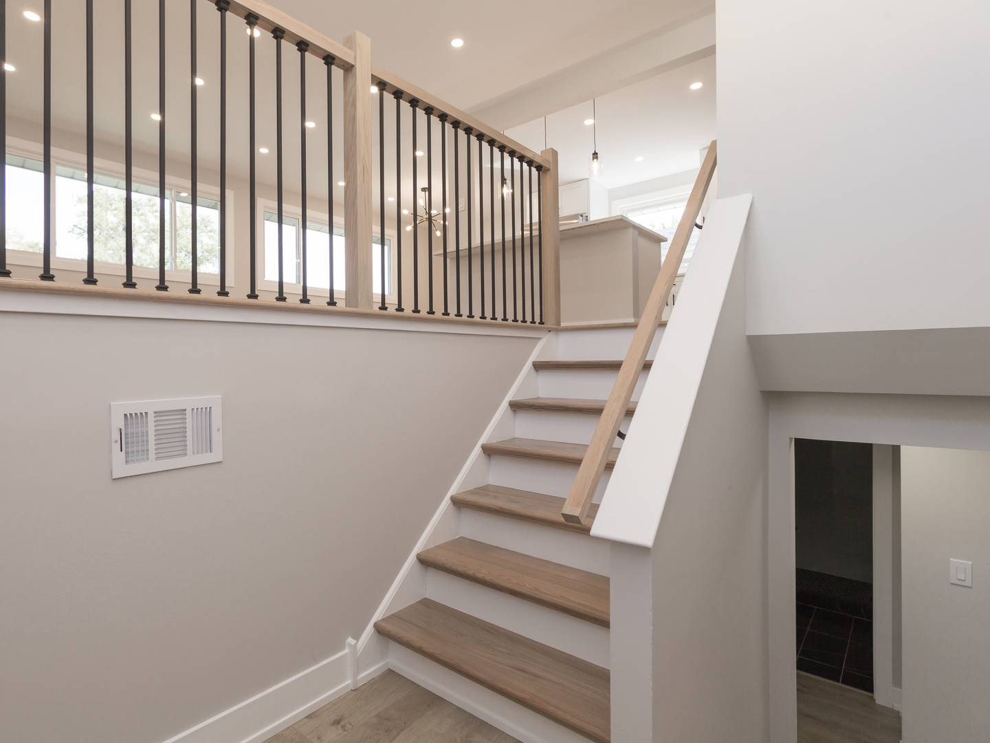 16920 Glen Oaks Drive, Country Club Hills, IL 60478