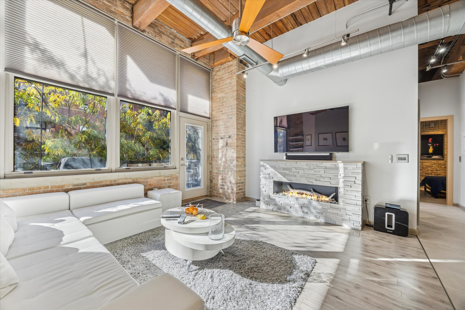 1500 W Monroe Street #220, Chicago, IL 60607