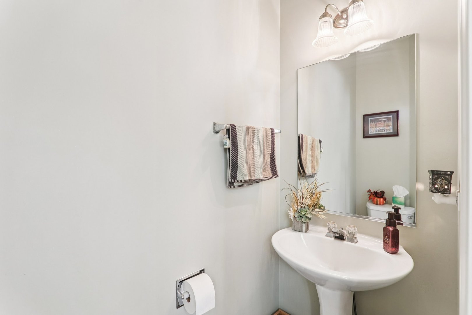 4811 Princeton Lane, Lake In The Hills, IL 60156