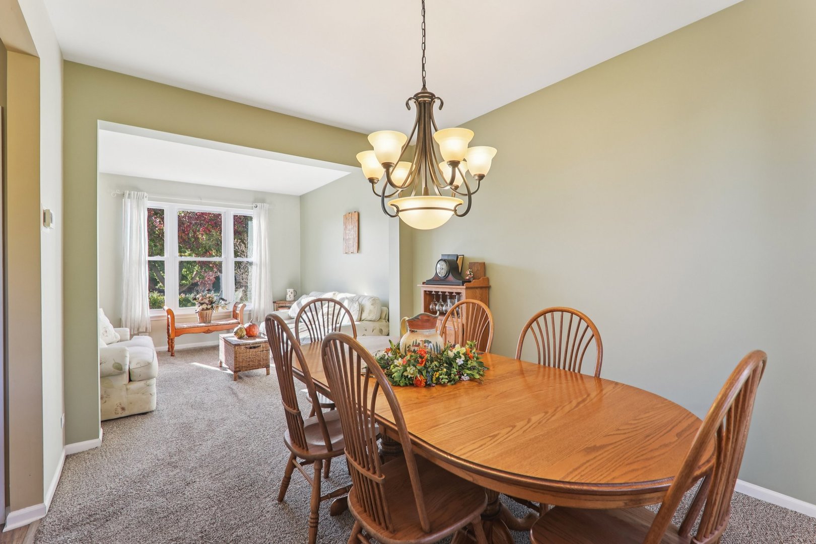 4811 Princeton Lane, Lake In The Hills, IL 60156