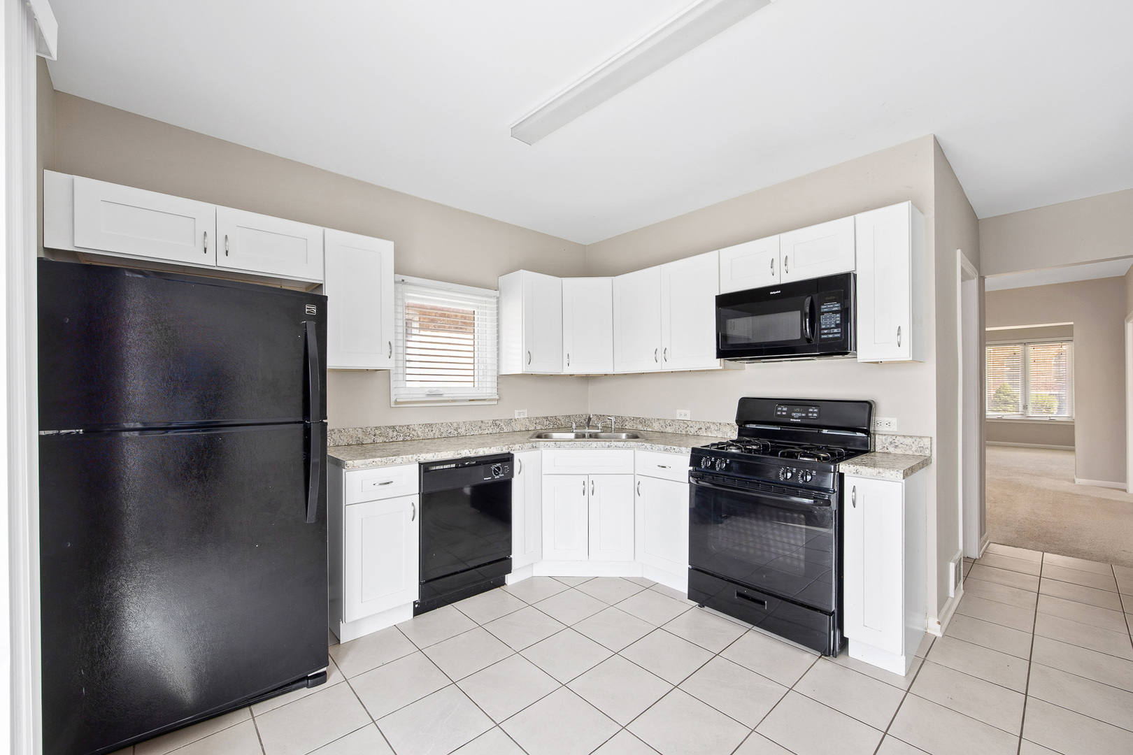 6152 S Austin Avenue, Chicago, IL 60638