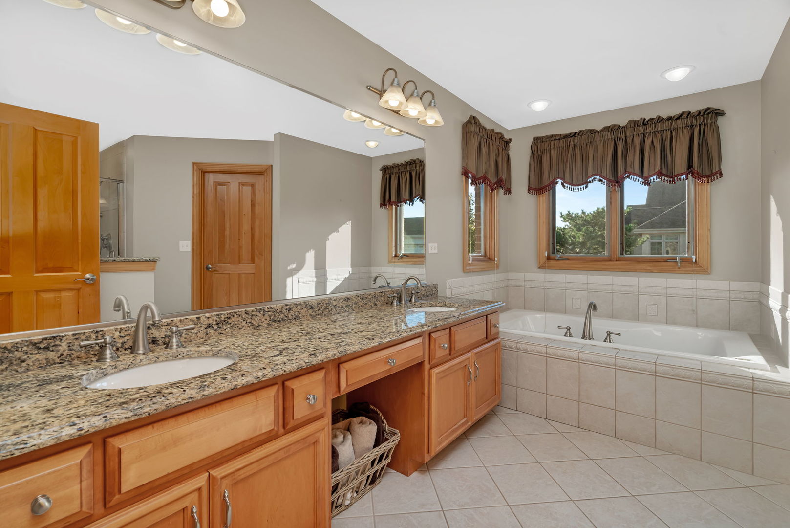 202 Barefoot Court, Minooka, IL 60447