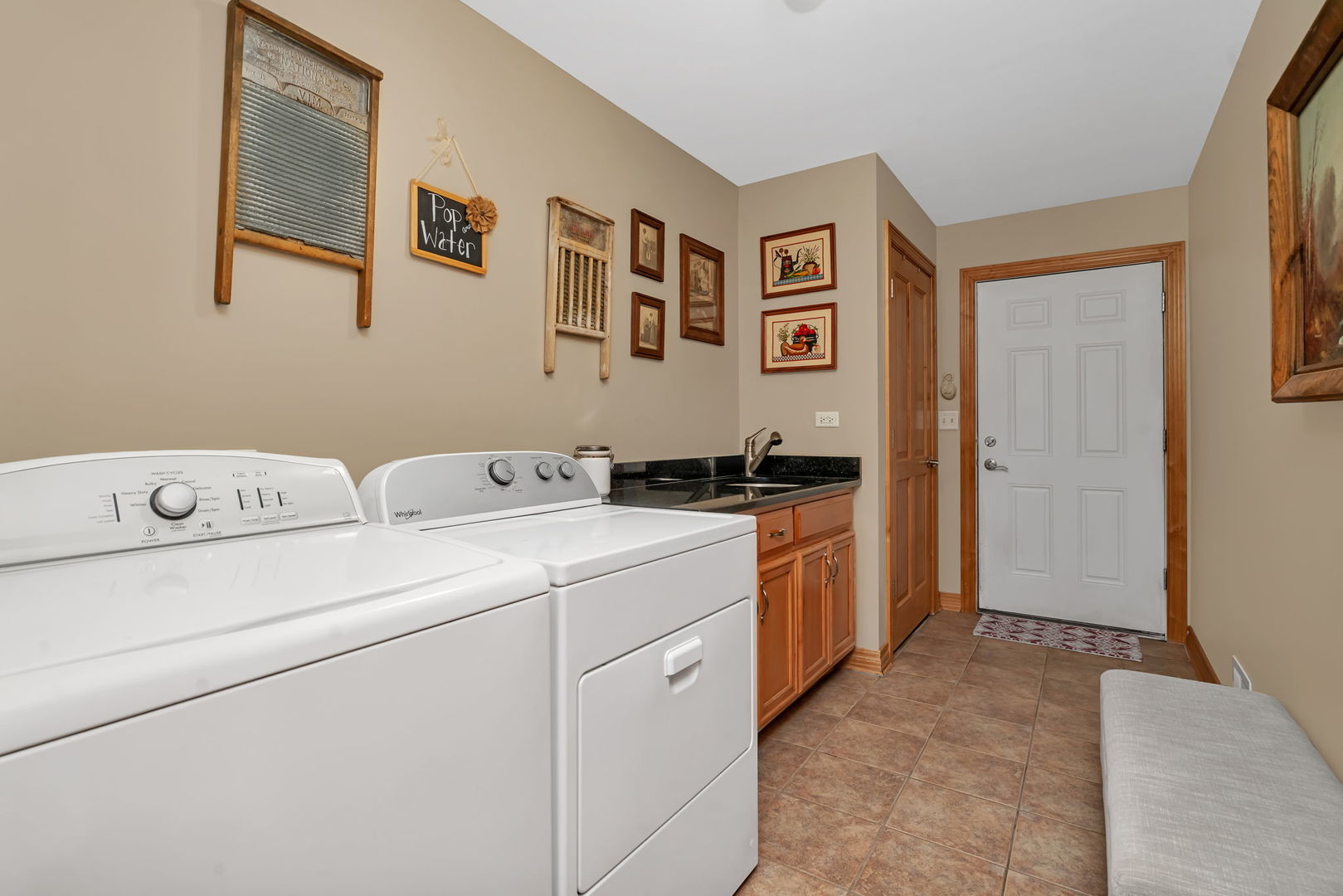 202 Barefoot Court, Minooka, IL 60447