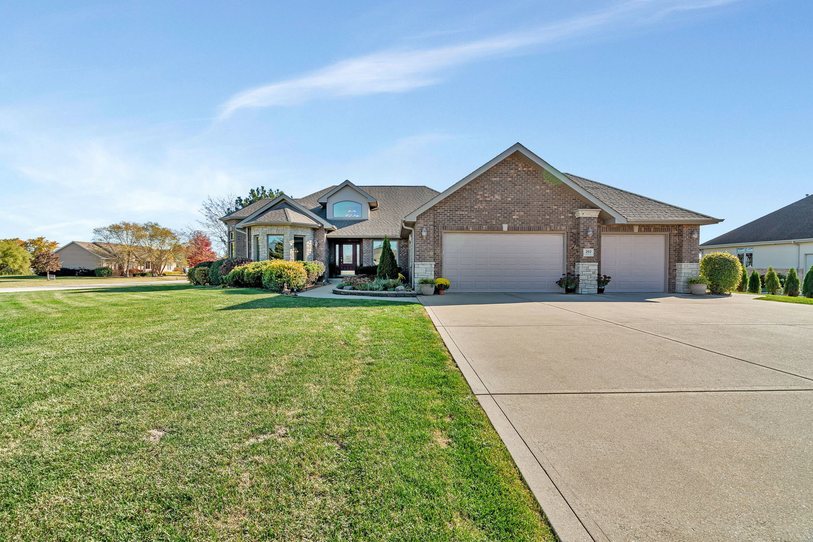 202 Barefoot Court, Minooka, IL 60447