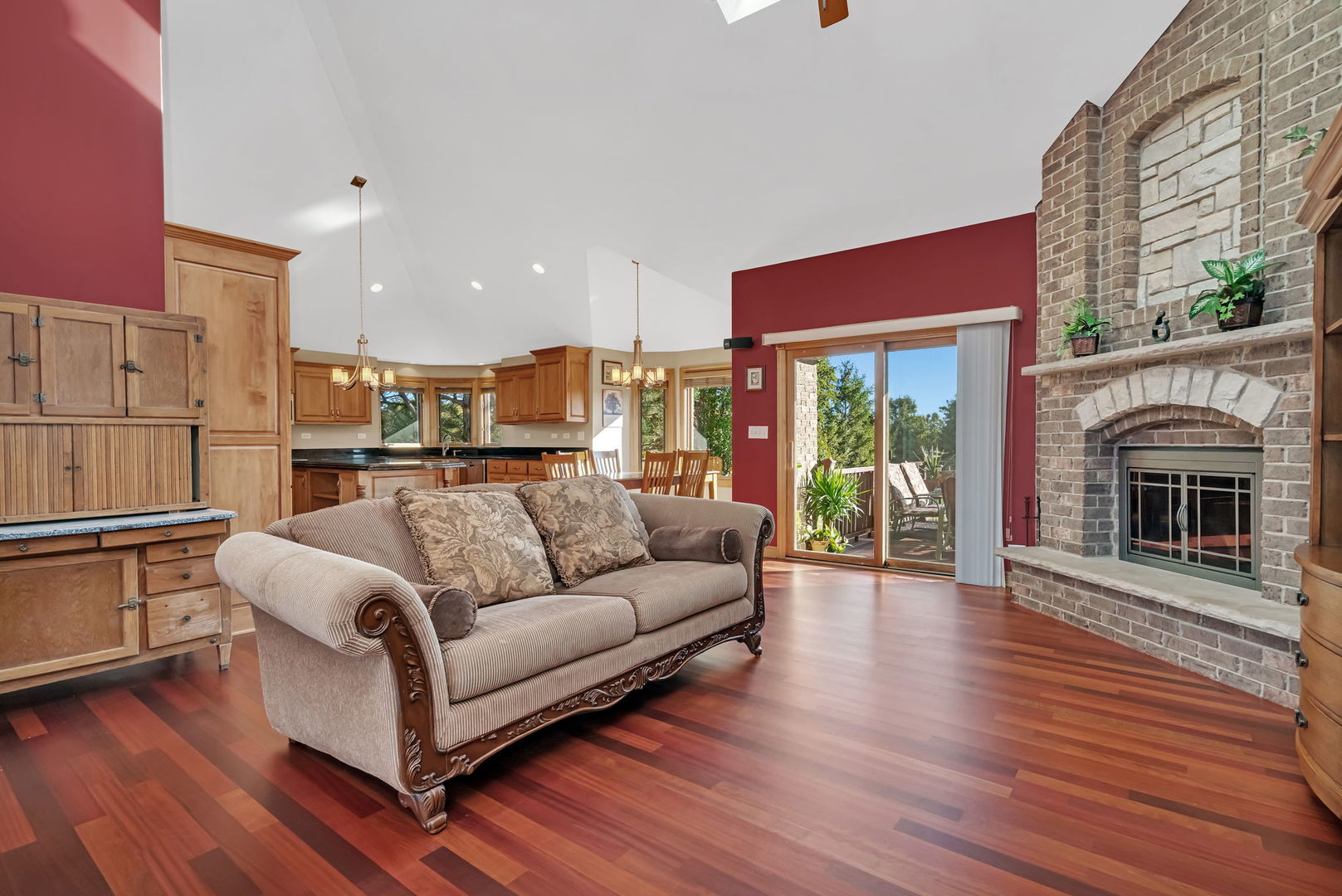 202 Barefoot Court, Minooka, IL 60447