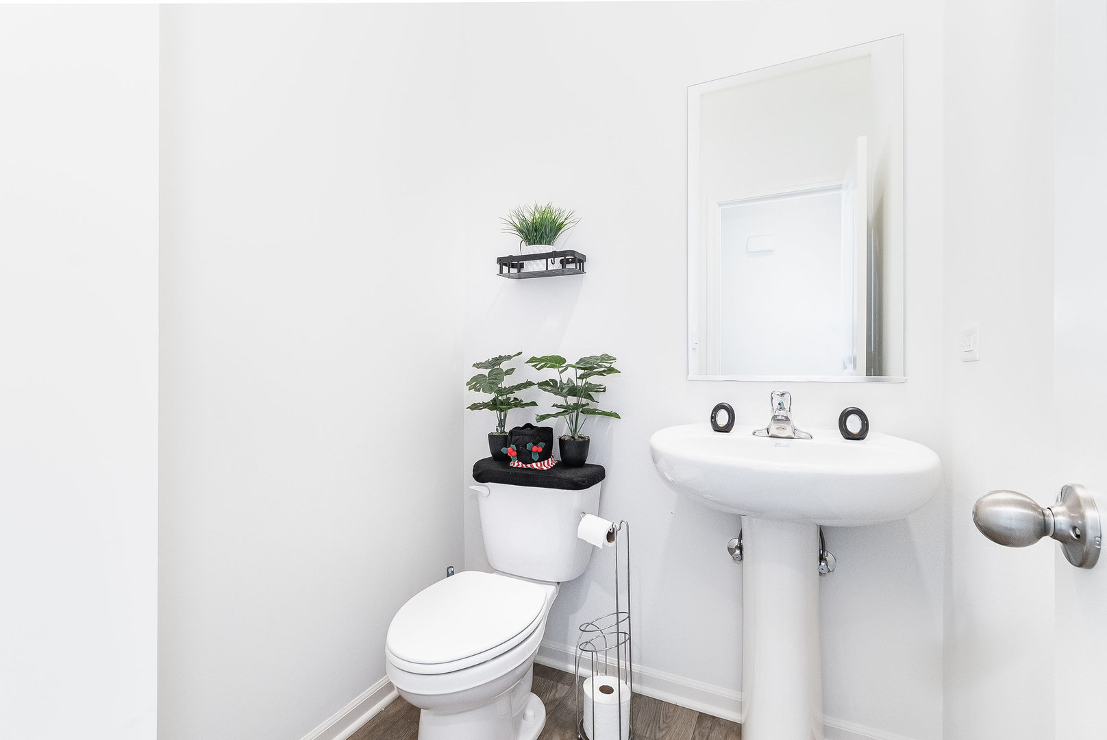 382 Hemlock Lane, Oswego, IL 60543