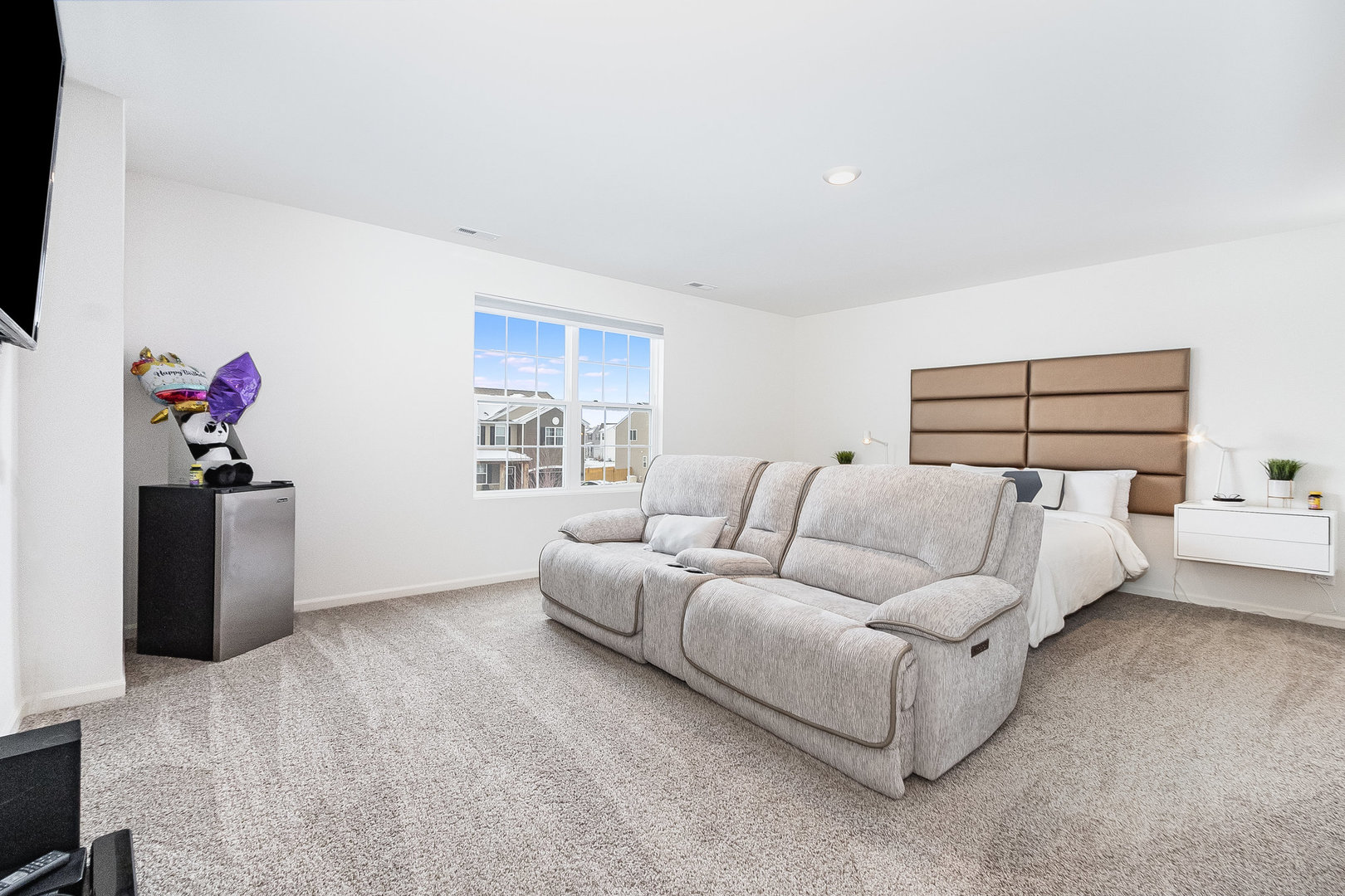 382 Hemlock Lane, Oswego, IL 60543