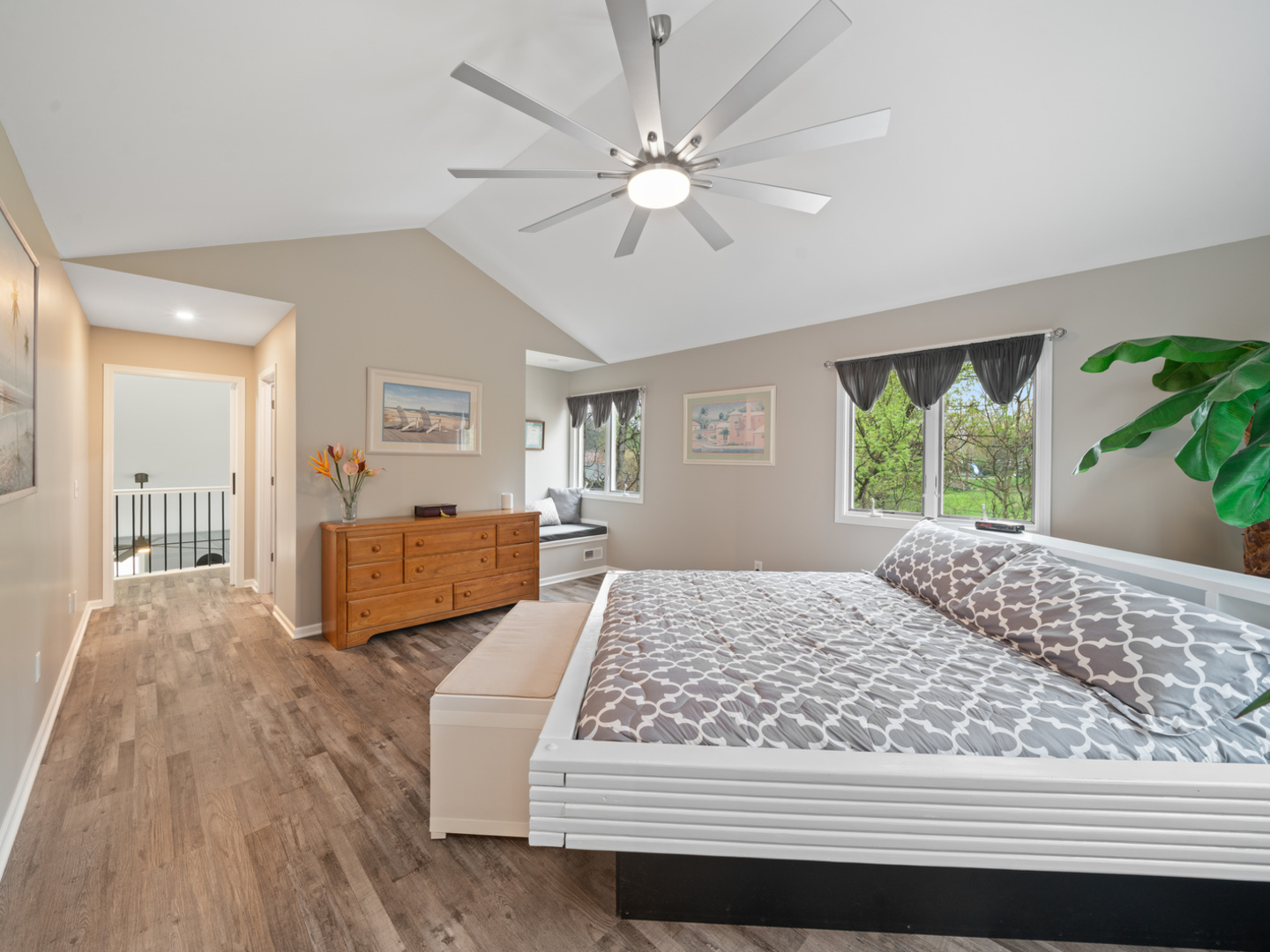 3 Oak Ridge Drive, Newark, IL 60541