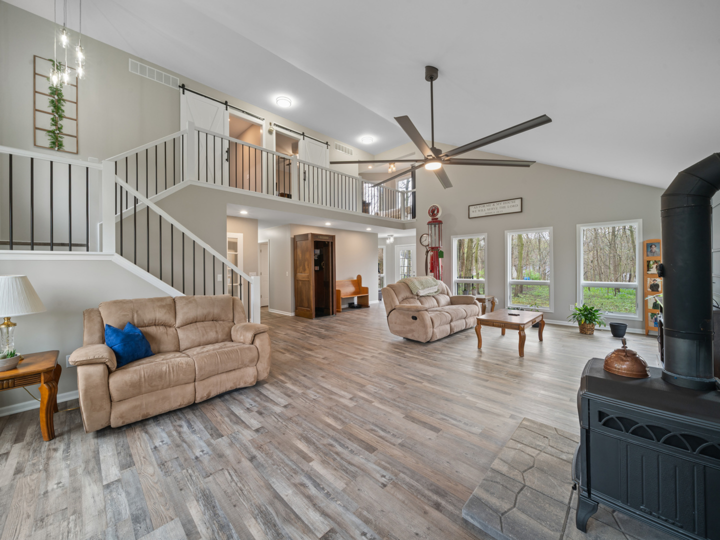 3 Oak Ridge Drive, Newark, IL 60541