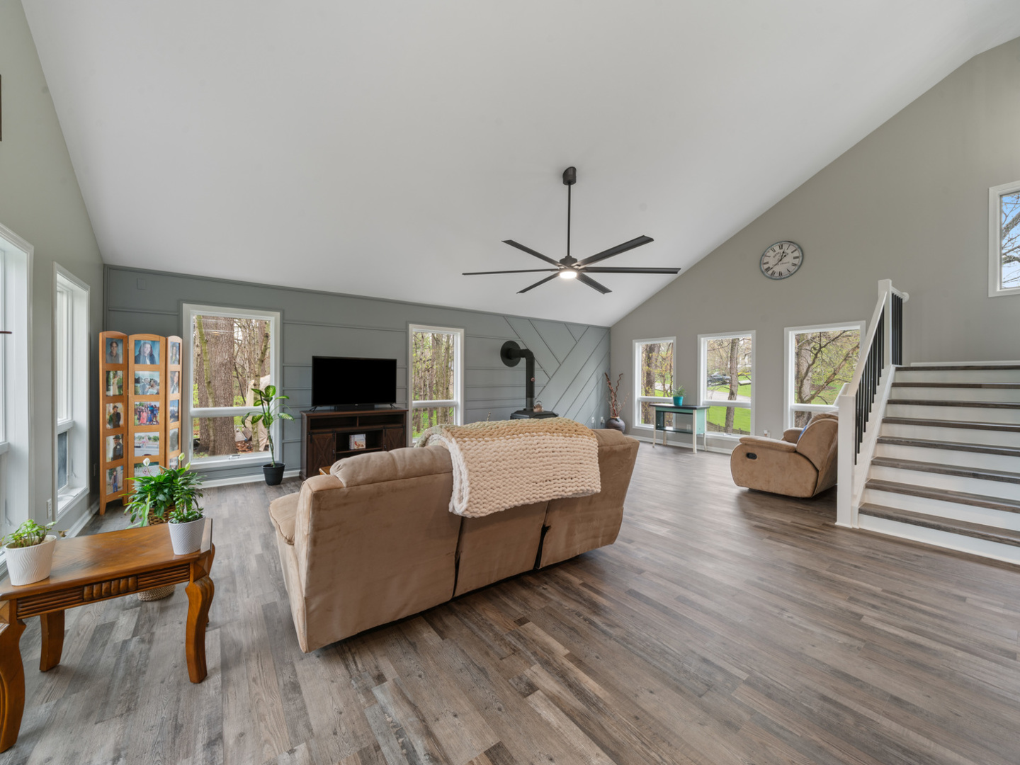 3 Oak Ridge Drive, Newark, IL 60541